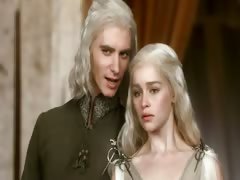 Emilia Clarke – Game Of Thrones