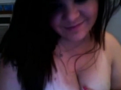Chubby teen gets naked. – negrofloripa